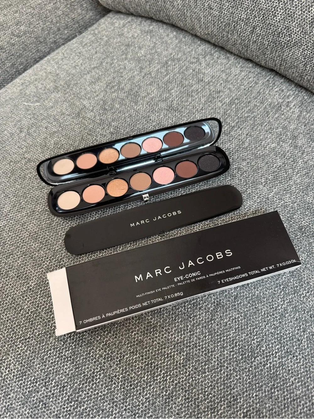 Marc Jacobs eye-conic eye shadow palette Glambition NEW